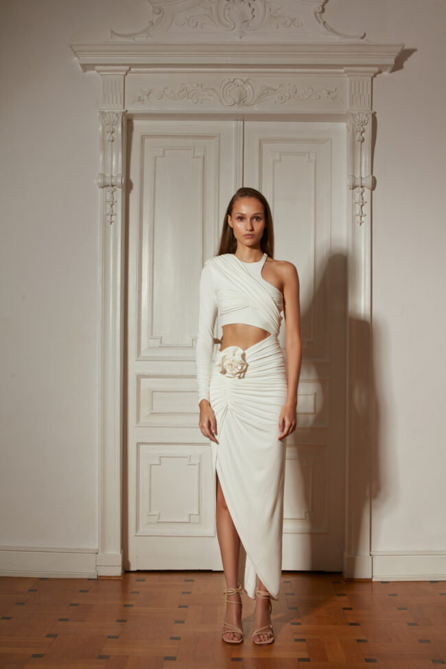 SUKIENKA EBONY CREME