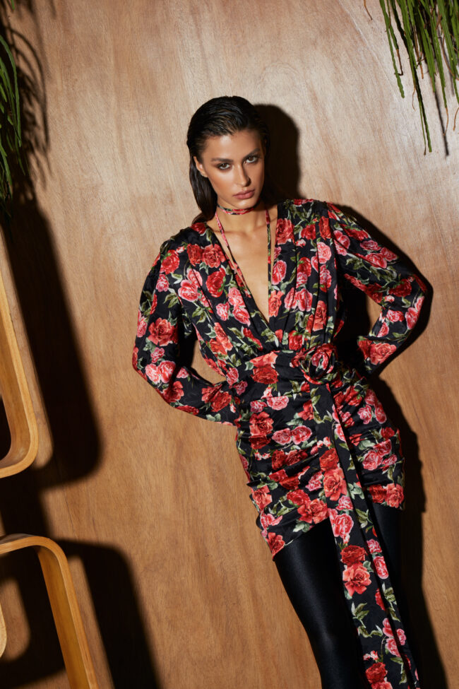 SUKIENKA CRIMSON ROSE