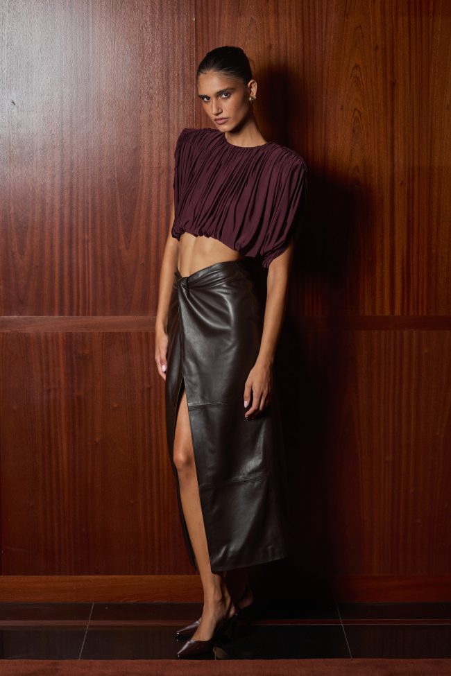 SKÓRZANA SPÓDNICA TAISY W KOLORZE CZEKOLADOWYM