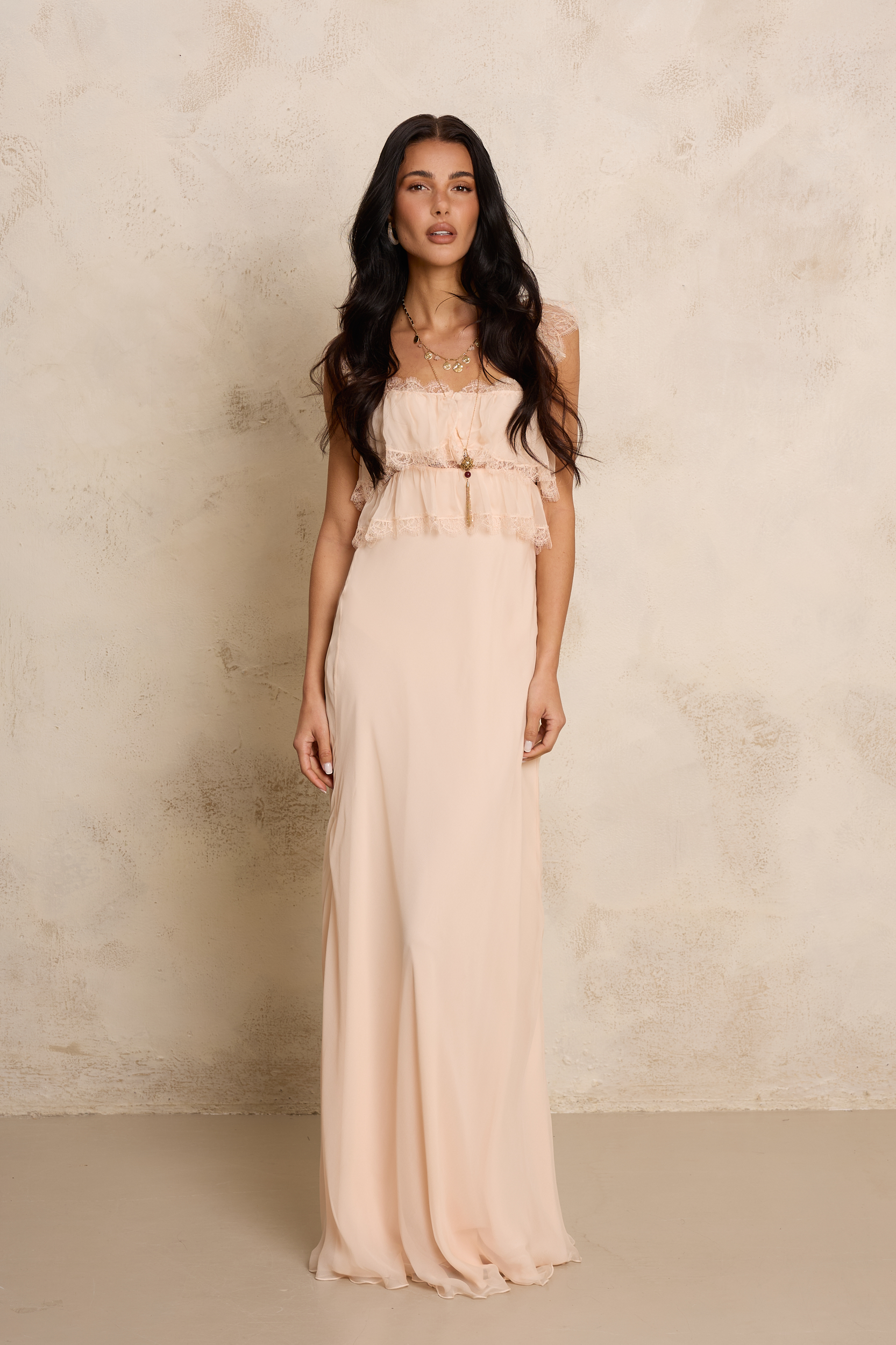 KOMBINEZON Z JEDWABIU I FRANCUSKIEJ KORONKI CHANTELL KOMBINEZON Z JEDWABIU I FRANCUSKIEJ KORONKI CHANTELL